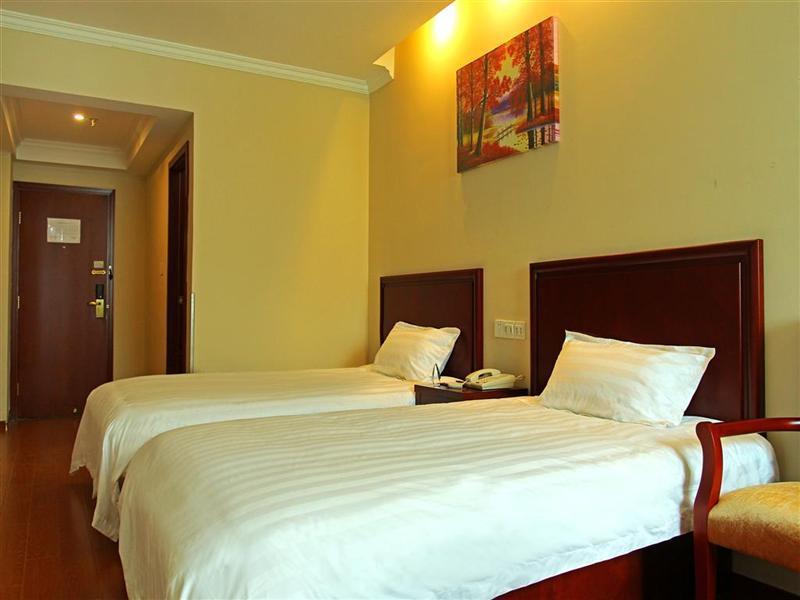Greentree Inn Henan Kaifeng Gulou Square Express Hotel Exterior photo