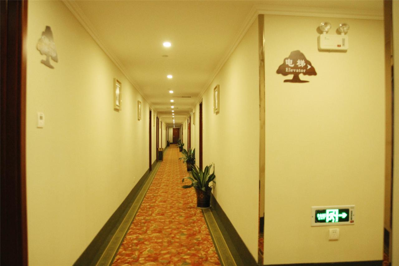 Greentree Inn Henan Kaifeng Gulou Square Express Hotel Exterior photo